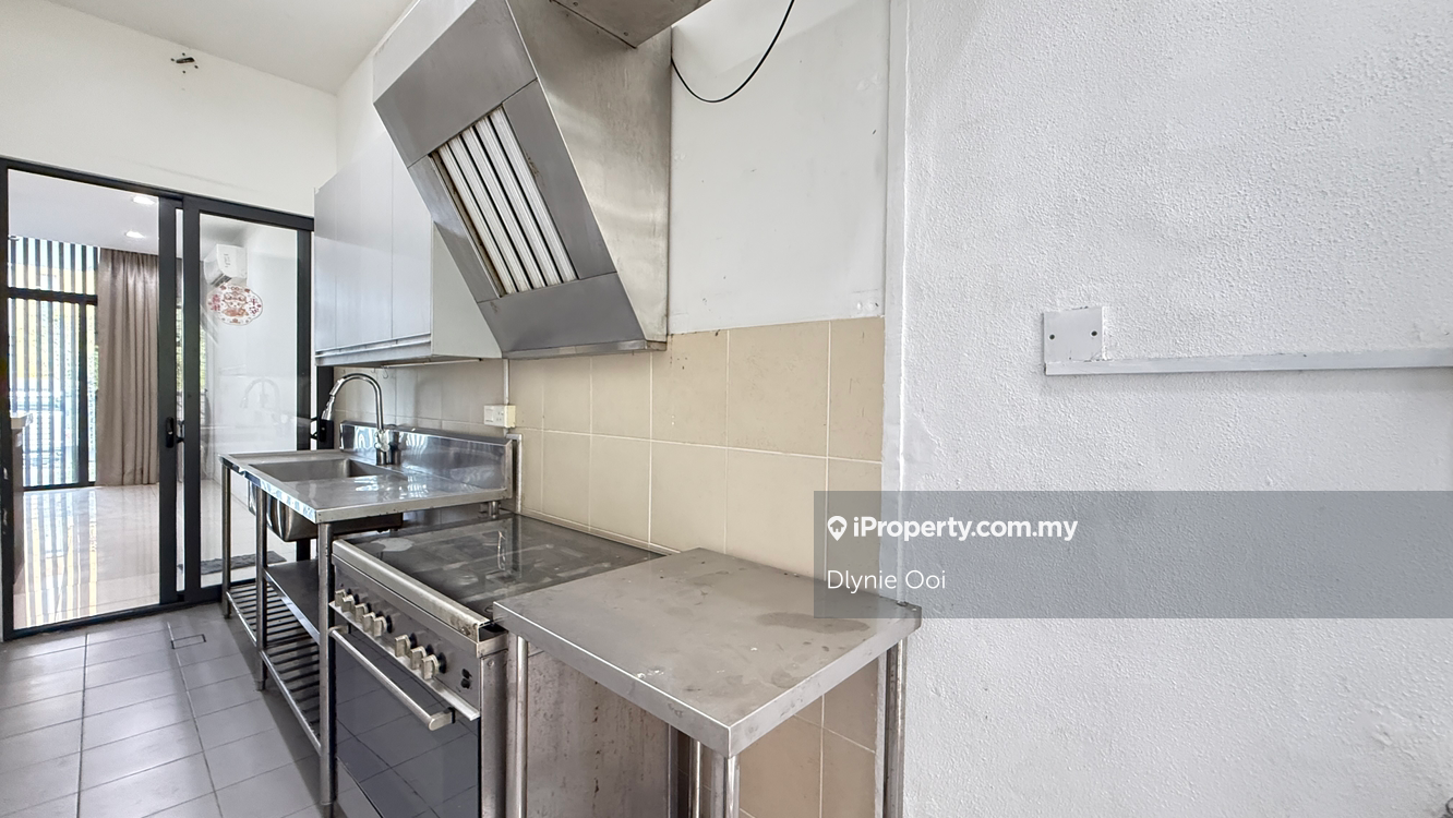 Rumah Berangkai 3 Tingkat untuk Dijual di Taman Tasik Damai, Sungai Besi oleh Dlynie Ooi - iProperty.com.my