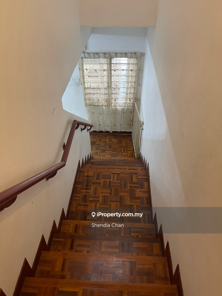 2-storey Terraced House for Sale in Tania, Kota Kemuning, Seksyen 31, Shah Alam, Shah Alam by Shendia Chan - iProperty.com.my