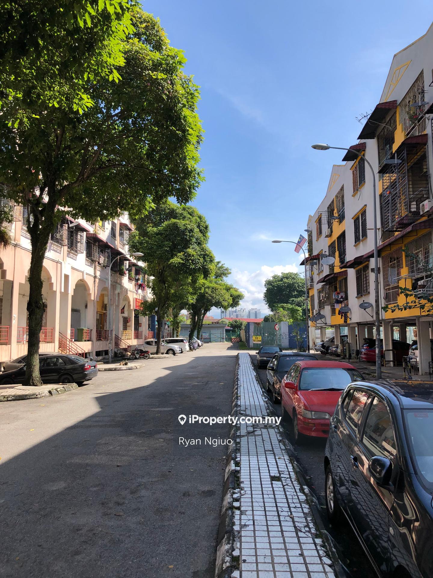 Flat for Sale in Taman Sri Kuching by Ryan Ngiuo - iProperty.com.my