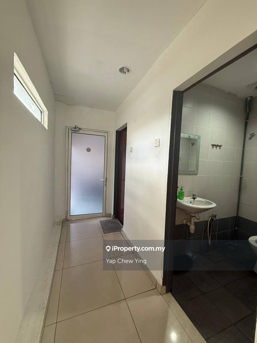Terrace Factory for Sale in Kota Kemuning, Shah Alam by Yap Chew Ying - iProperty.com.my