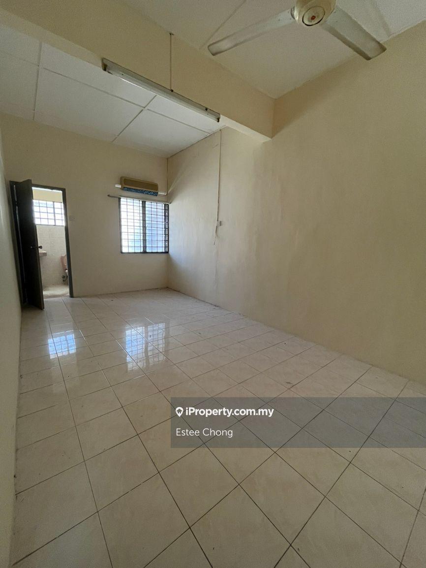 2-storey Terraced House for Sale in 2 Storey Taman Rimba Permai Mentakab 600m to StarM, Mentakab by Estee Chong - iProperty.com.my