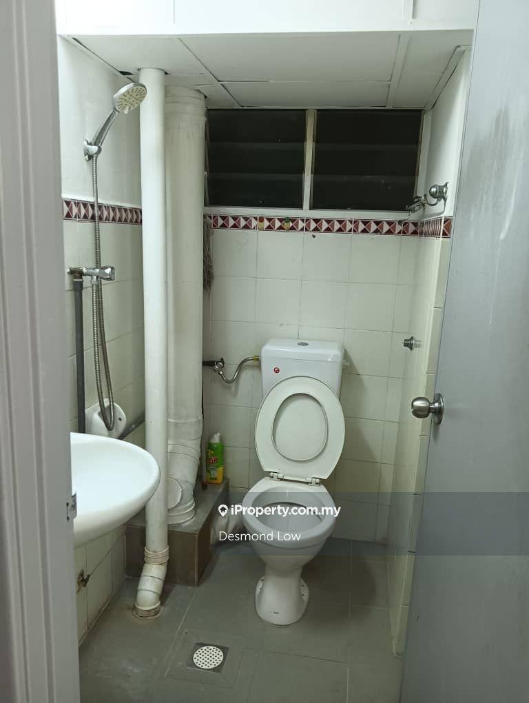 Pangsapuri untuk Dijual di Taman Kristal oleh Desmond Low - iProperty.com.my