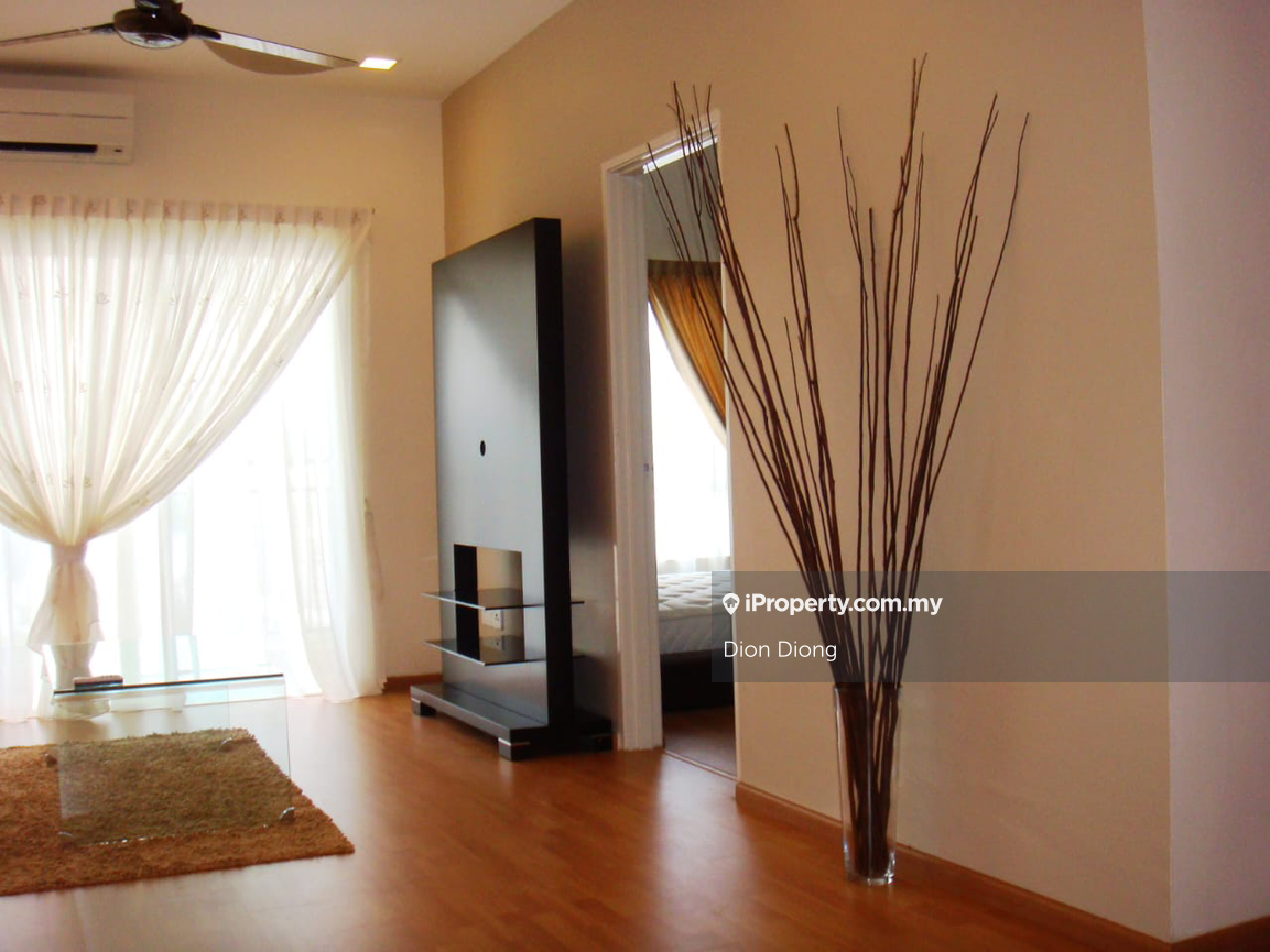 Service Residence for Sale in Waldorf Tower by Dion Diong - iProperty.com.my