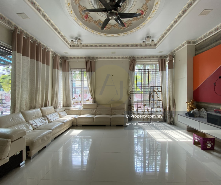 Bungalow House for Sale in Taman Ukay Seraya, Ampang by Amrul Jamaludin - iProperty.com.my