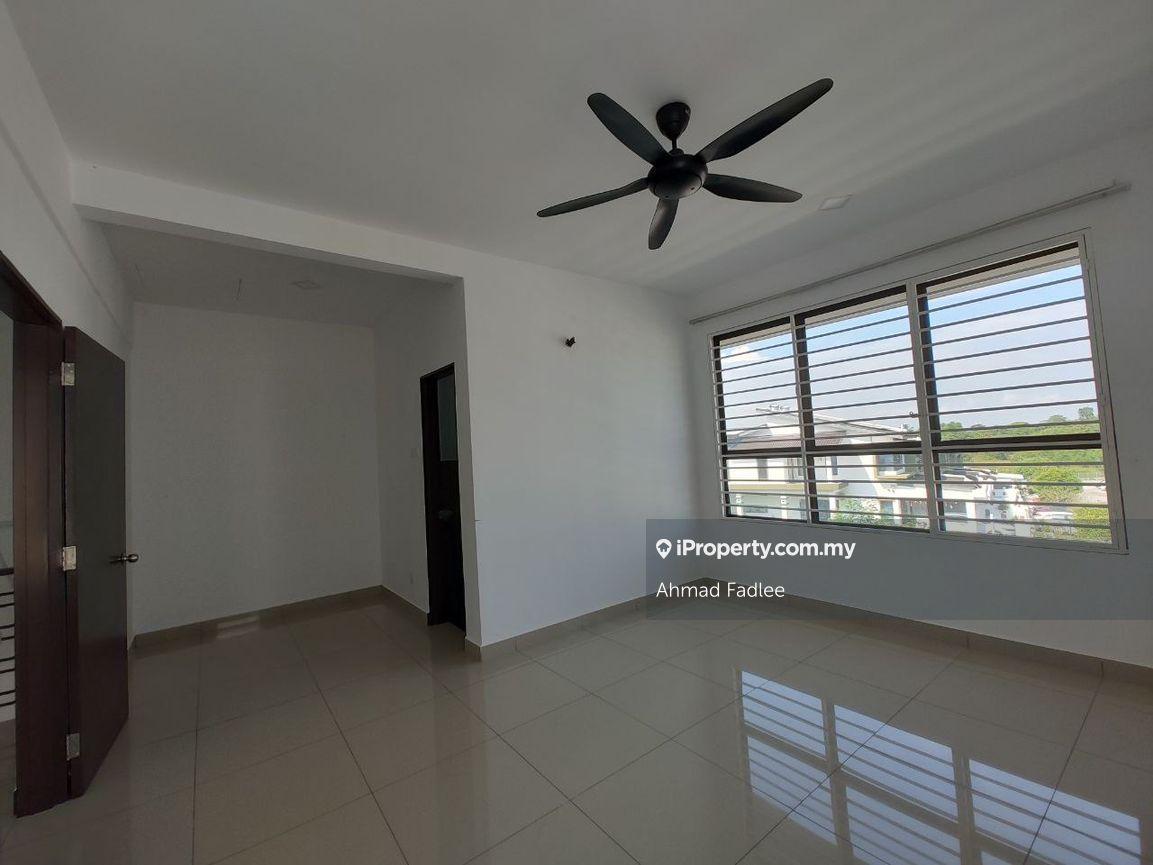 Rumah Berangkai 2 Tingkat untuk Dijual di Taman Saujana Sekata, Bangi oleh Ahmad Fadlee - iProperty.com.my