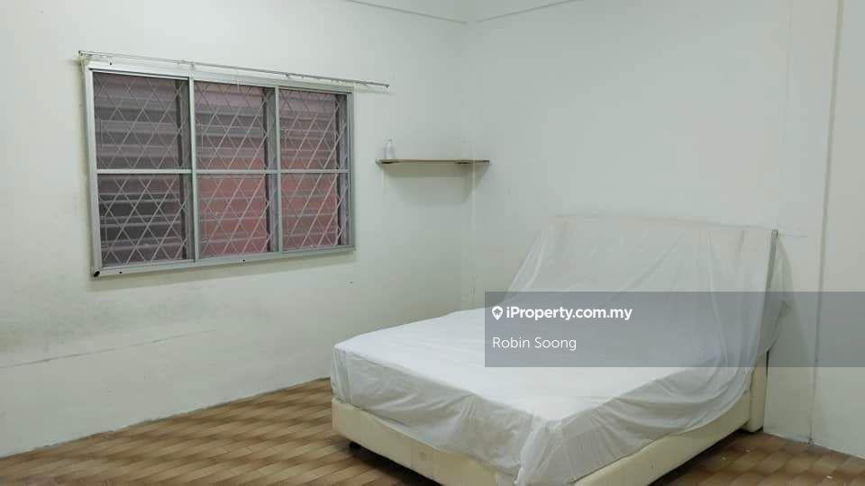 Semi-Detached House for Sale in Ujong Pasir, Melaka by Robin Soong - iProperty.com.my