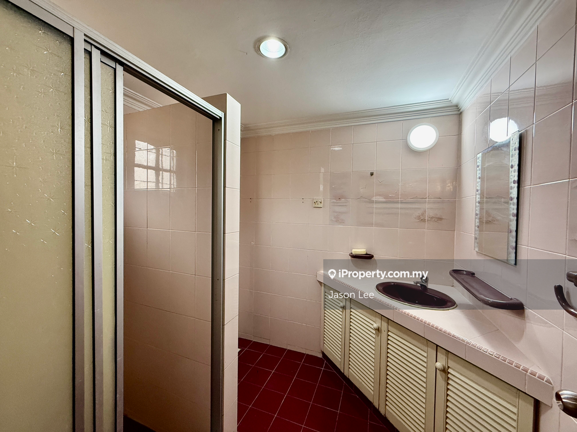 Bungalow House for Sale in Taman Bangsar, Bangsar by Jason Lee - iProperty.com.my