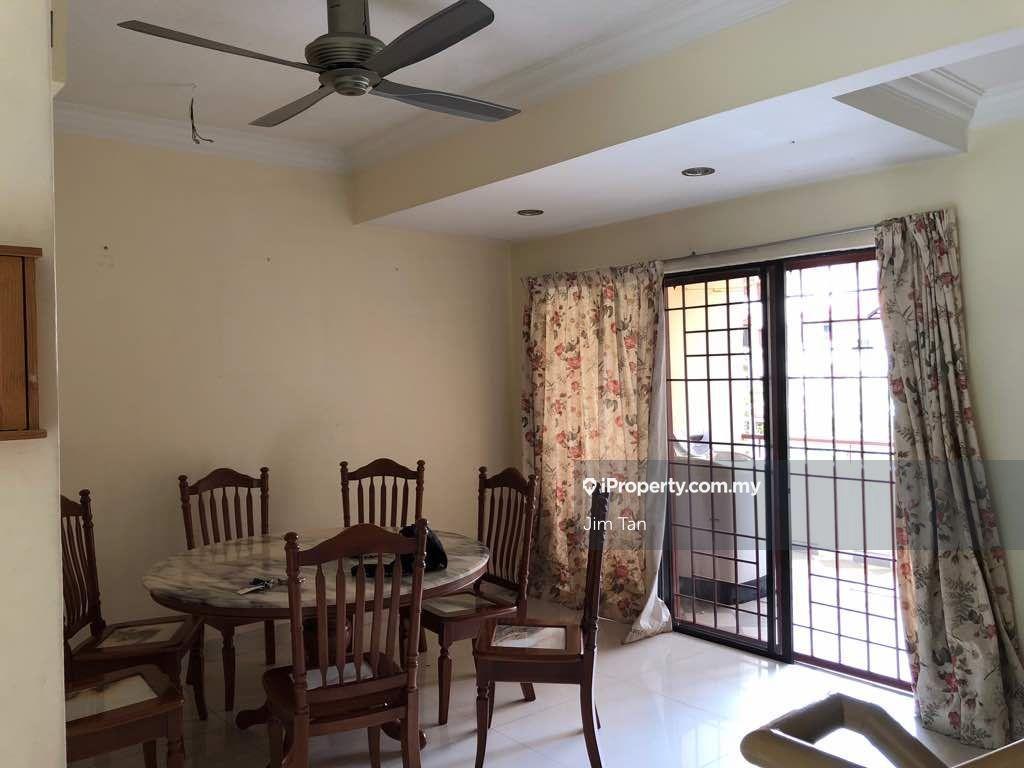 Rumah Bandar untuk Disewa di Villa Laman Tasik, Bandar Sri Permaisuri, Cheras oleh Jim Tan - iProperty.com.my