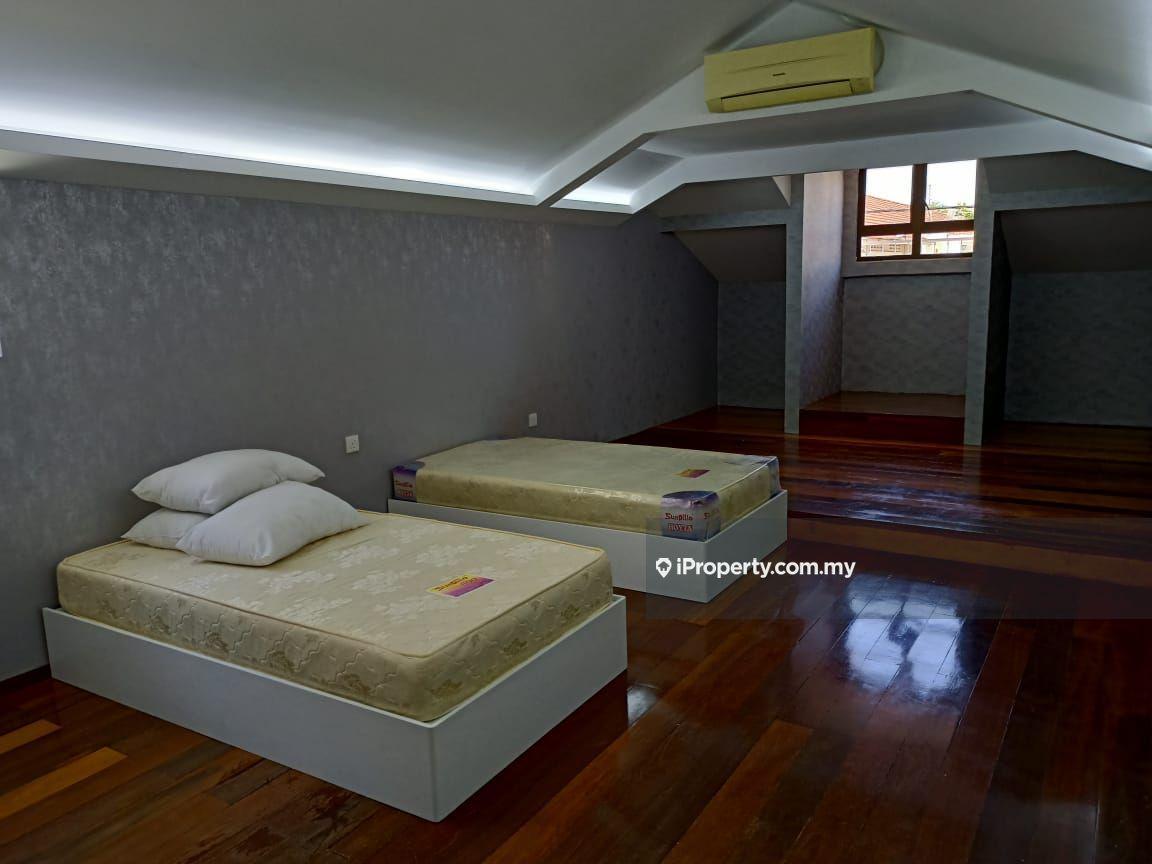 Bungalow House for Sale in Tanjung Bungah, Penang by Ederic J. Low - iProperty.com.my