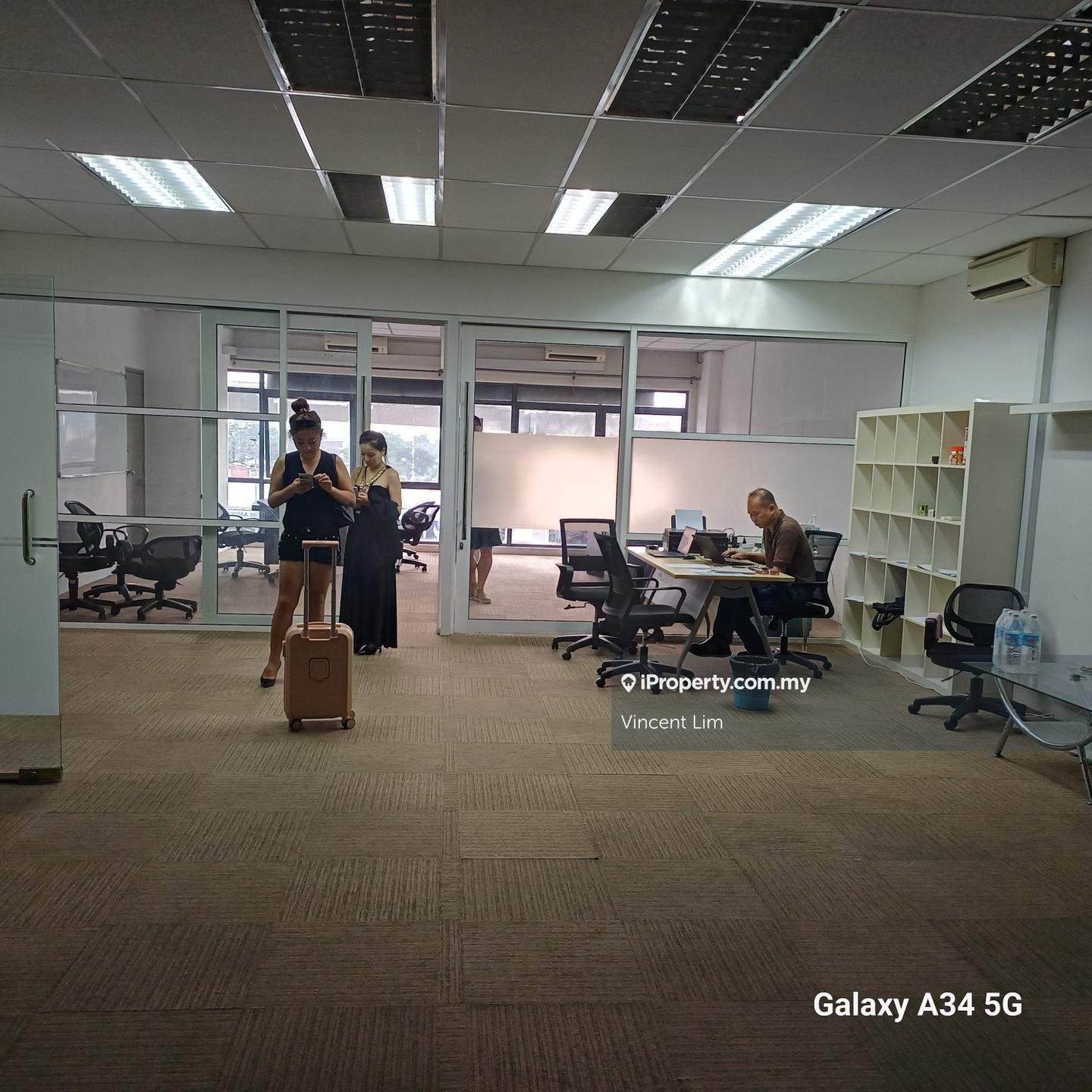 Office for Rent in Pusat Bandar Puchong, Puchong by Vincent Lim - iProperty.com.my