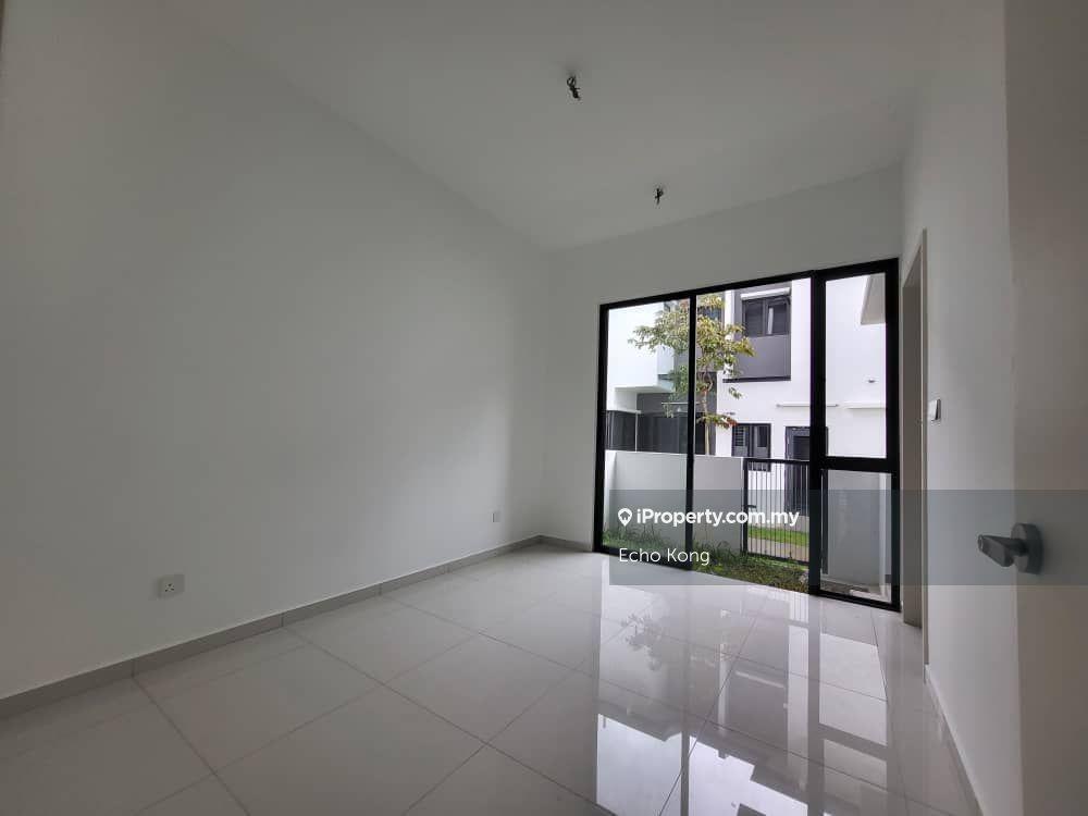 Rumah Berangkai 2 Tingkat untuk Dijual di Danau Embun, Gamuda Gardens, Rawang oleh Echo Kong - iProperty.com.my