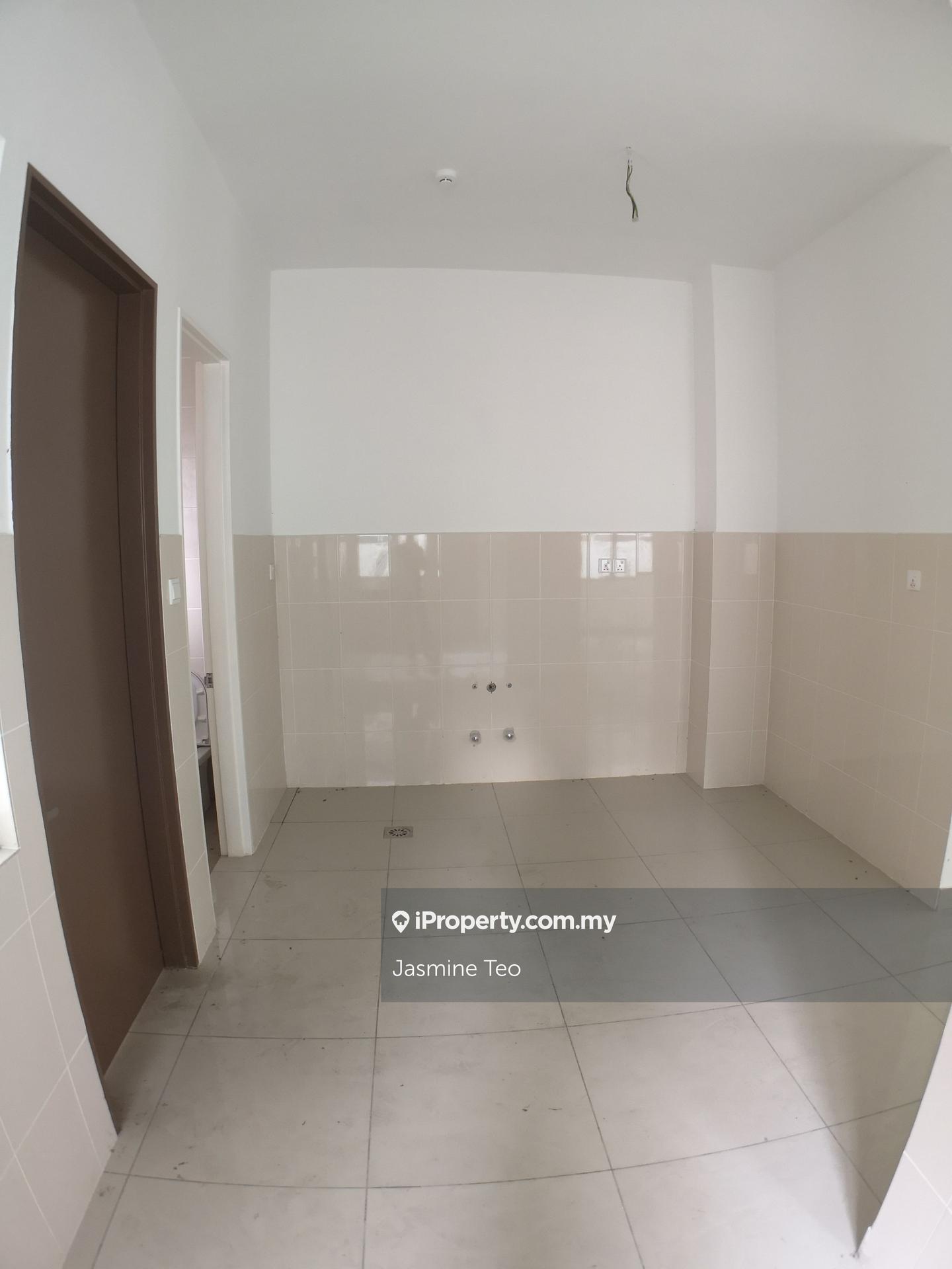 Rumah Berkembar untuk Dijual di Setia Utama 1, Setia Alam oleh Jasmine Teo - iProperty.com.my