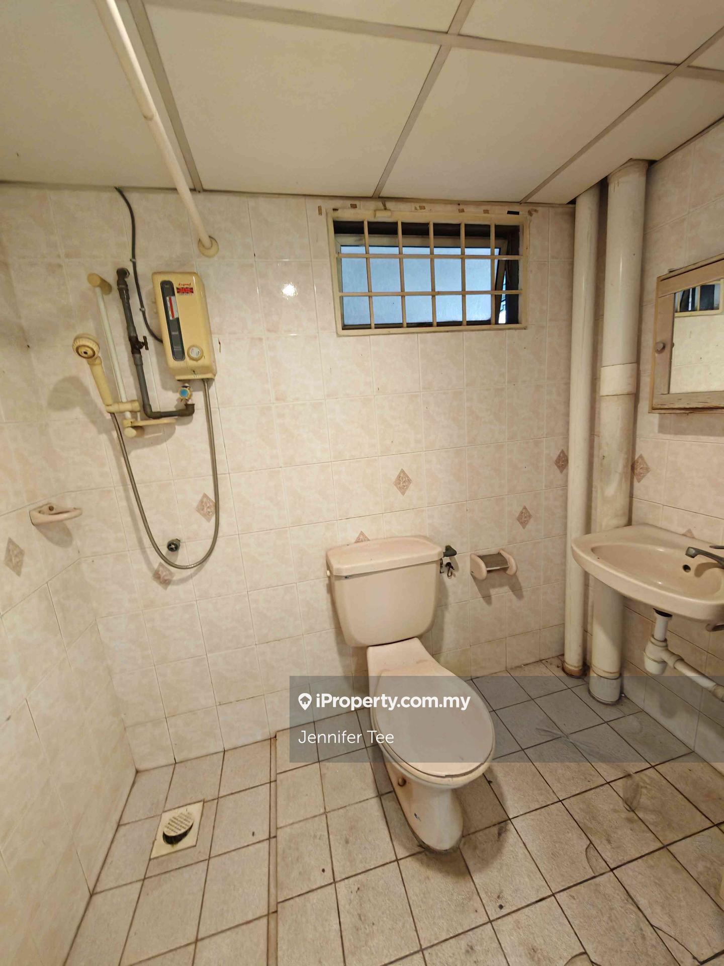 Pangsapuri untuk Dijual di Sri Intan 2 oleh Jennifer Tee - iProperty.com.my