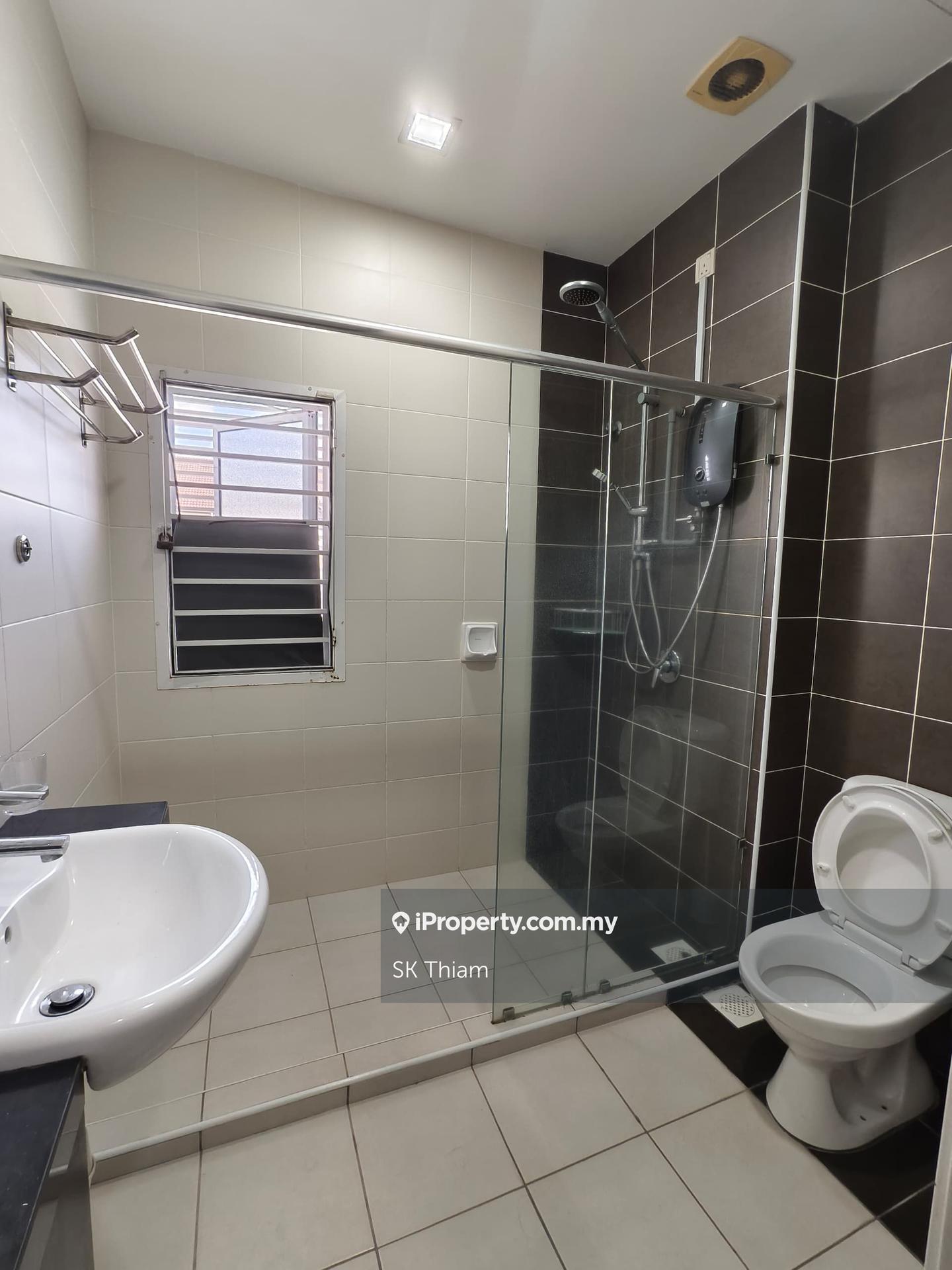 Rumah Berangkai 2 Tingkat untuk Dijual di Kota Kemuning, Shah Alam oleh SK Thiam - iProperty.com.my