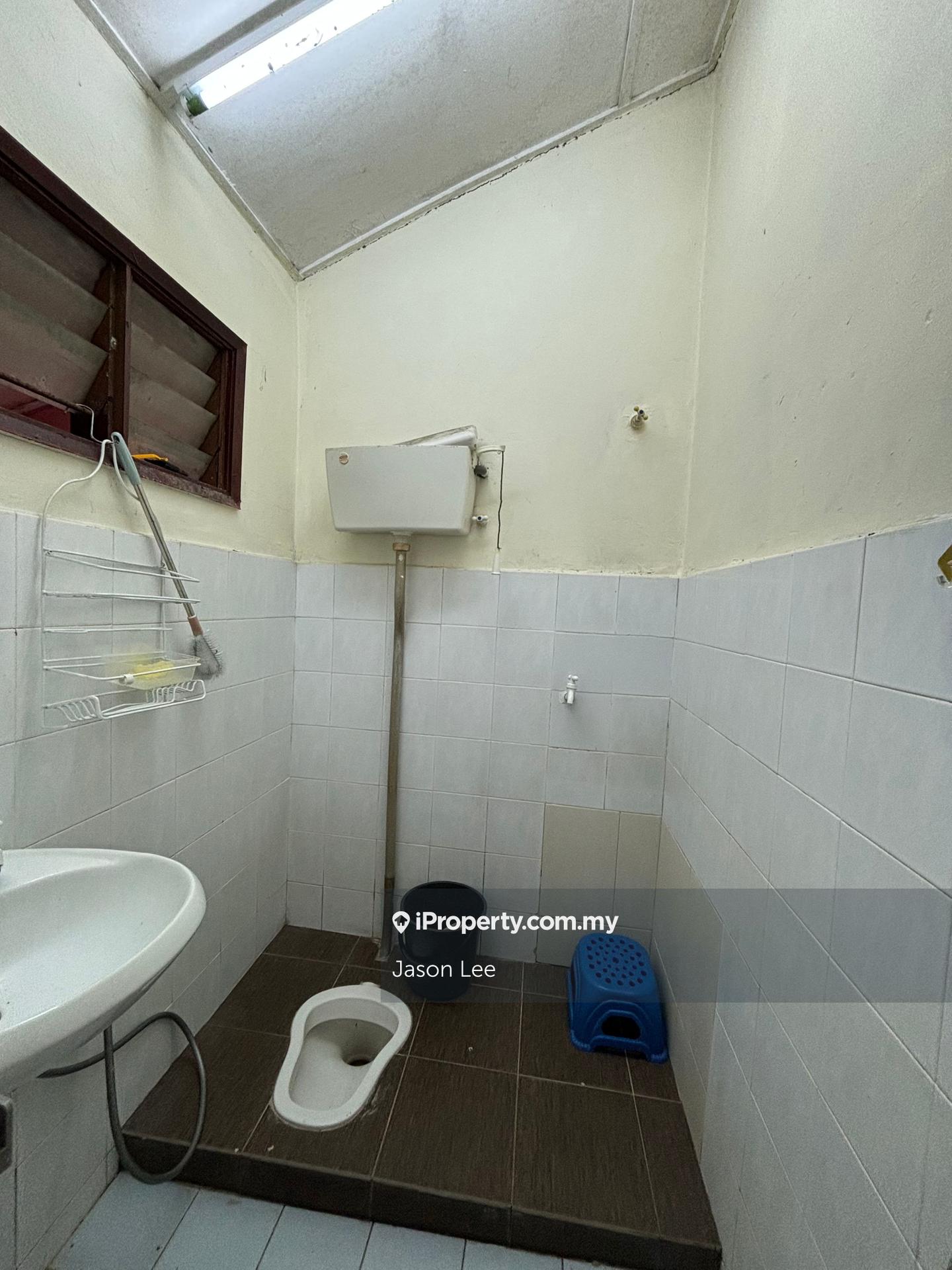 Rumah Berangkai 1 Tingkat untuk Dijual di Taman Harmoni, Seri Kembangan oleh Jason Lee - iProperty.com.my