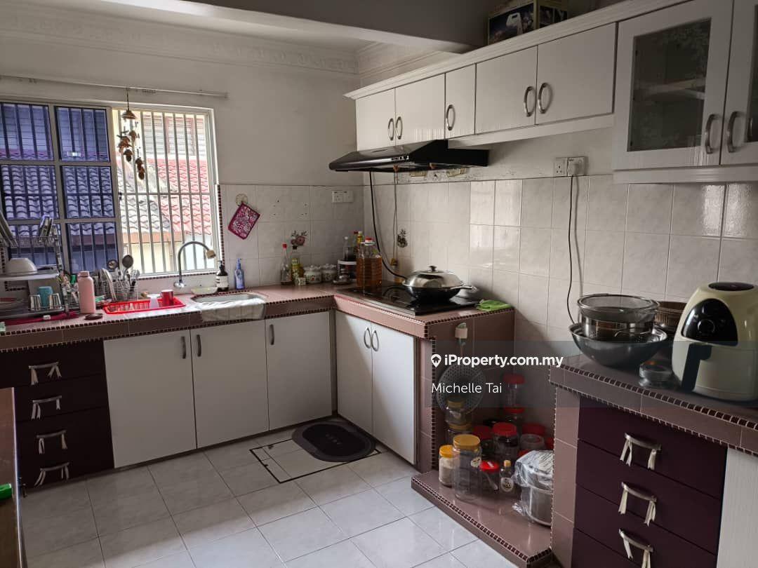1.5-storey Terraced House for Sale in Taman Lucky, Bangsar by Michelle Tai - iProperty.com.my