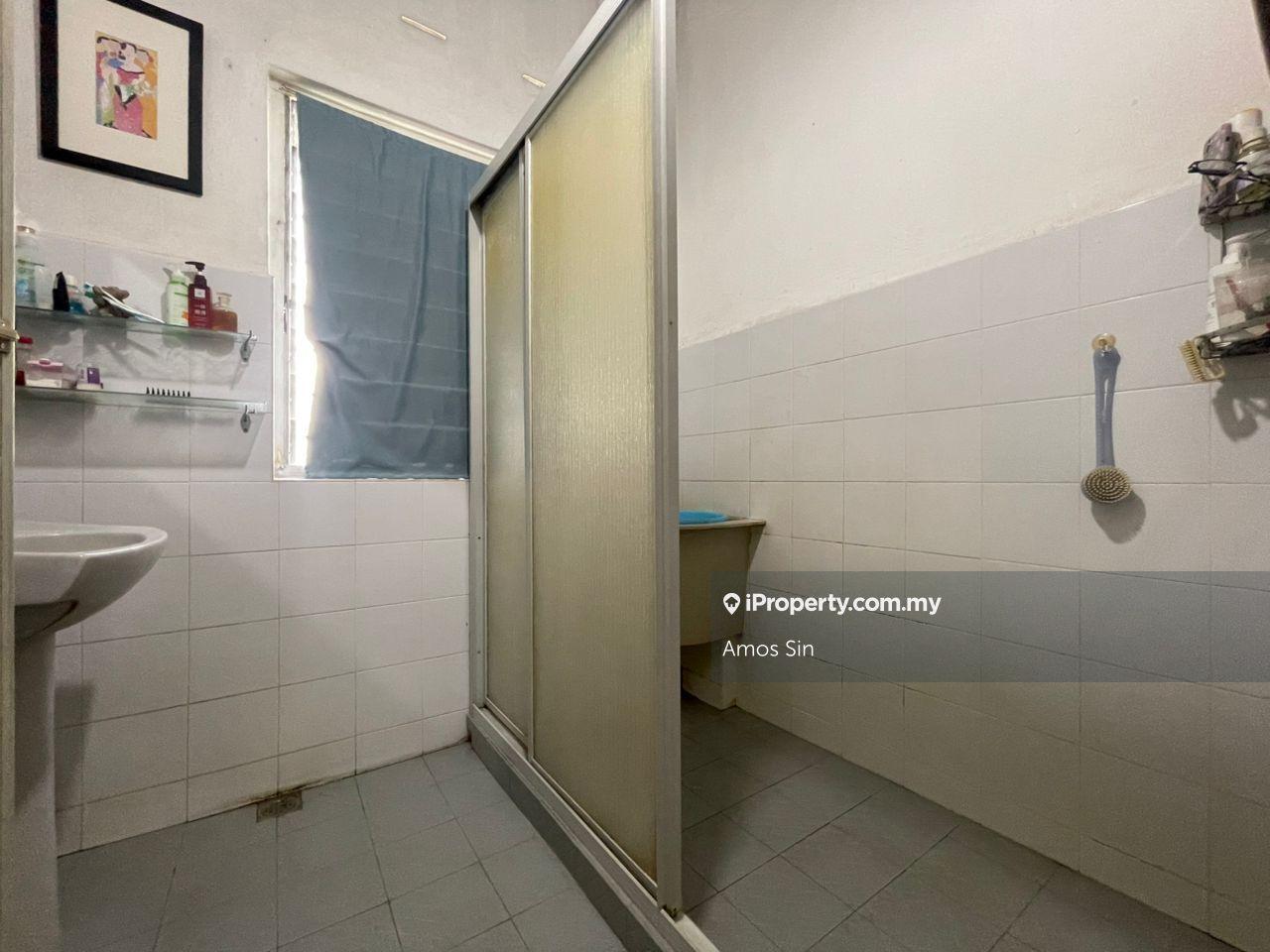 Rumah Berkembar untuk Dijual di Taman Green Lane, Jelutong oleh Amos Sin - iProperty.com.my