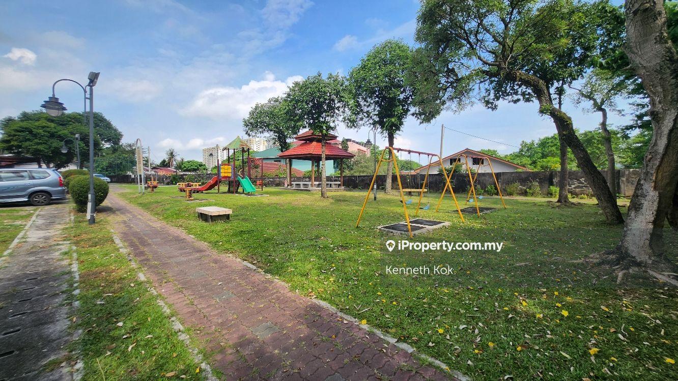 Rumah Berangkai 2.5 Tingkat untuk Dijual di Taman Puchong Impian, Puchong oleh Kenneth Kok - iProperty.com.my