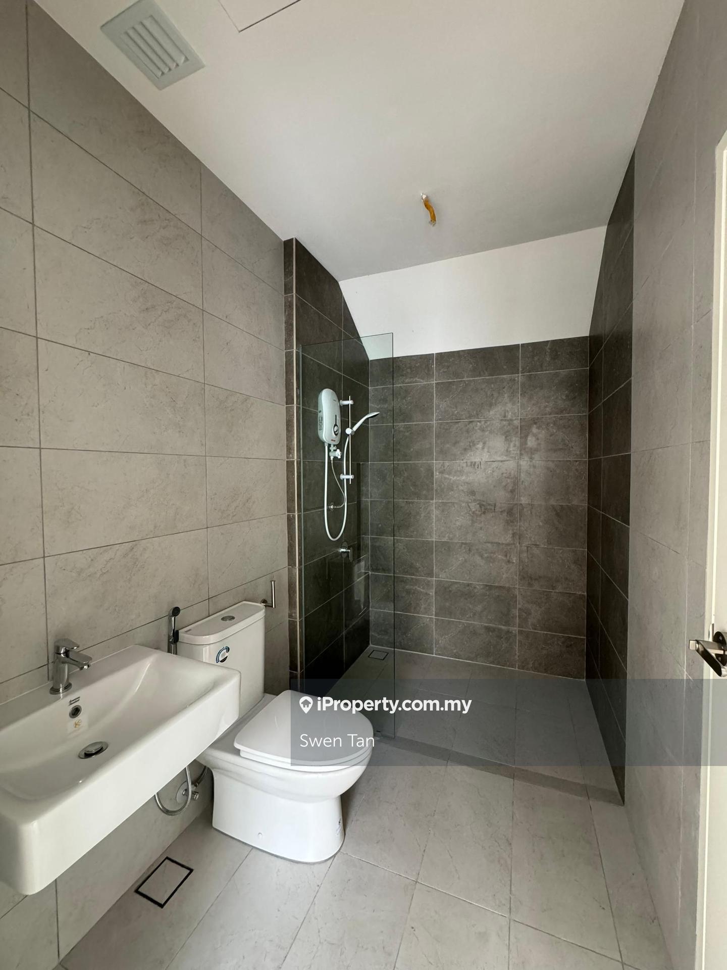 Rumah Berangkai 2 Tingkat untuk Dijual di Bandar Tropicana Aman, Telok Panglima Garang oleh Swen Tan - iProperty.com.my