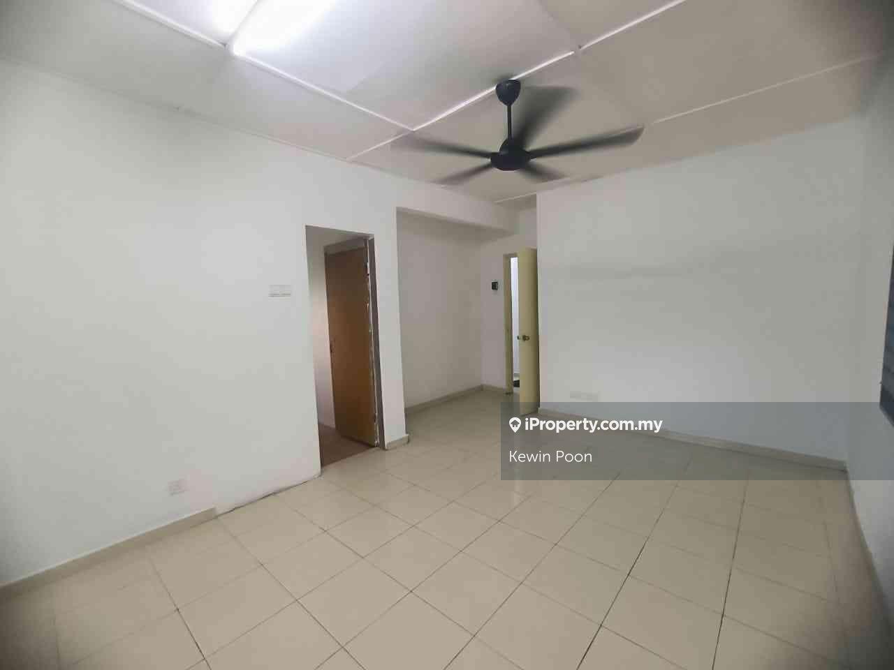 2-storey Terraced House for Sale in Bandar Country Homes, Rawang by Kewin Poon - iProperty.com.my