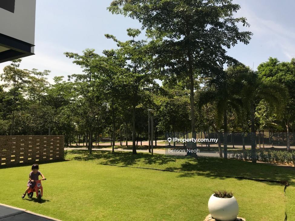 Bungalow House for Sale in East Ledang, Iskandar Puteri (Nusajaya) by Benson Neoh - iProperty.com.my