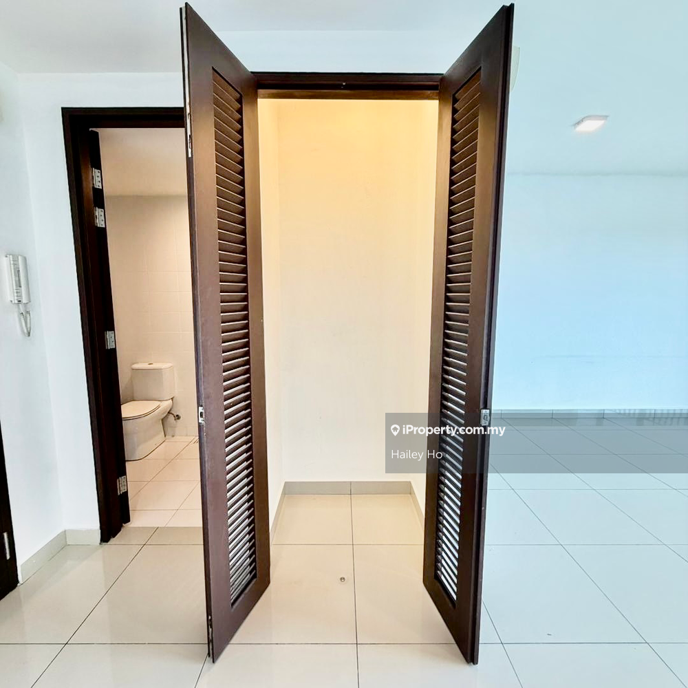 Service Residence for Rent in Trefoil by Hailey Ho - iProperty.com.my