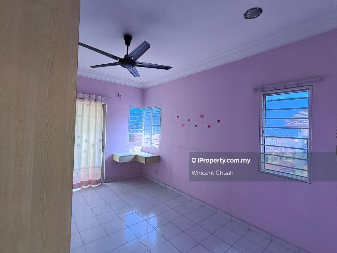 Townhouse for Sale in Taman Amansiara, Rawang by Wincent Chuah - iProperty.com.my