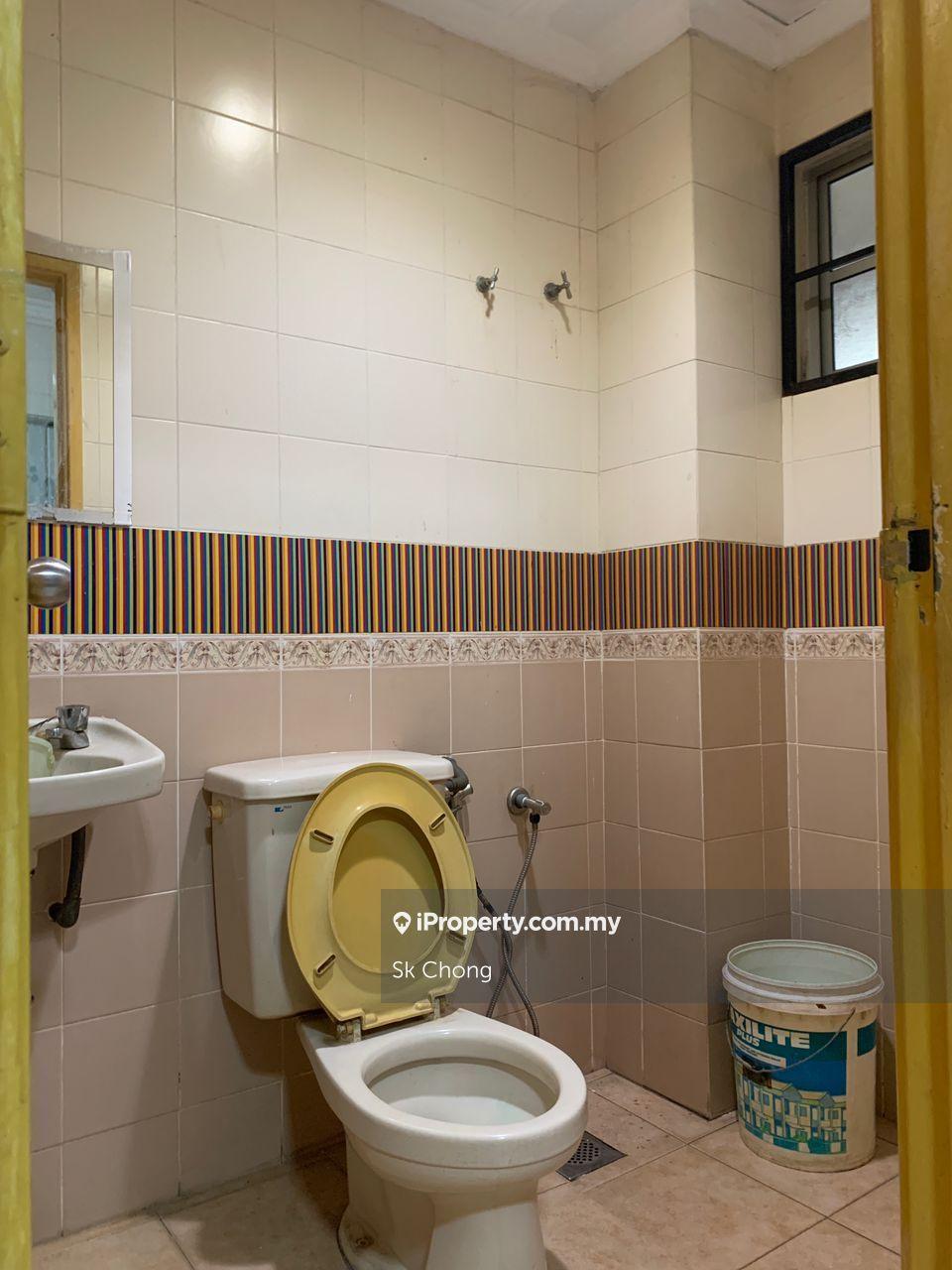 Flat for Sale in Bukit Rahman Putra by Sk Chong - iProperty.com.my