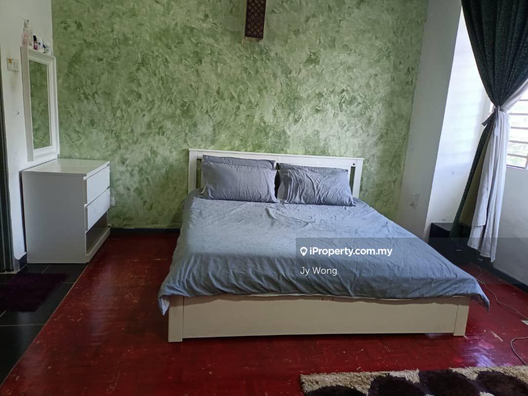 Rumah Berangkai 2 Tingkat untuk Dijual di Saujana Puchong, Puchong oleh Jy Wong - iProperty.com.my