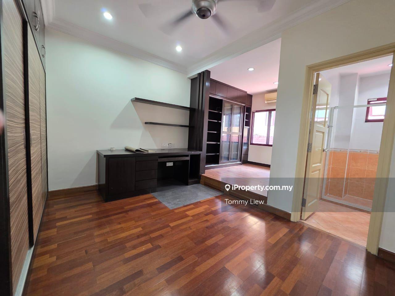 Semi-Detached House for Sale in Aman Suria, Petaling Jaya by Tommy Liew - iProperty.com.my