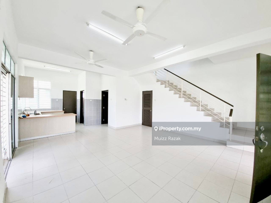 Rumah Berangkai 2 Tingkat untuk Dijual di Bandar Hillpark, Puncak Alam oleh Muizz Razak - iProperty.com.my