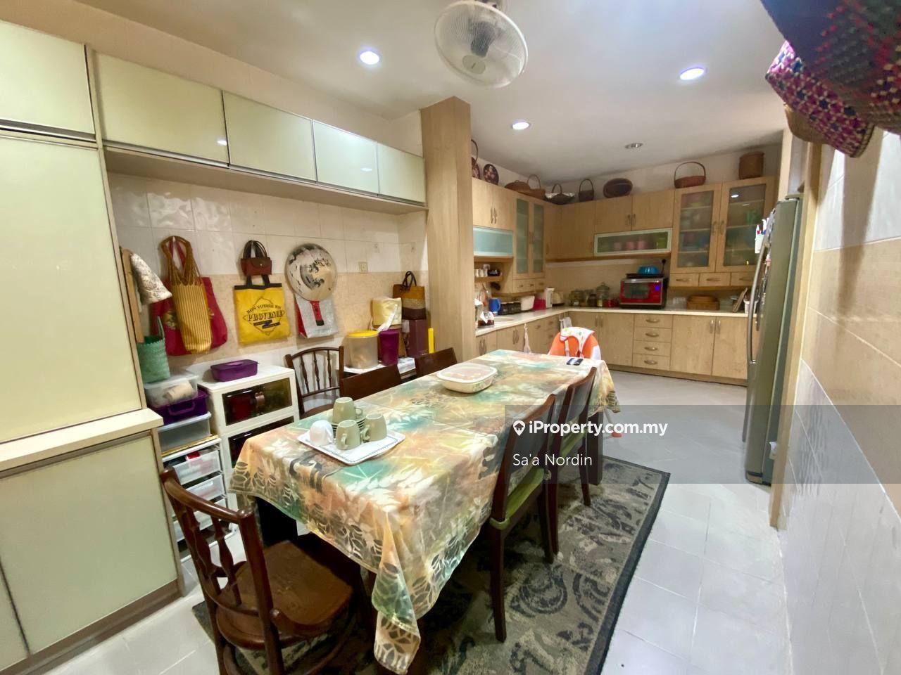 Rumah Berkembar untuk Dijual di Seksyen 7, Shah Alam oleh Sa'a Nordin - iProperty.com.my