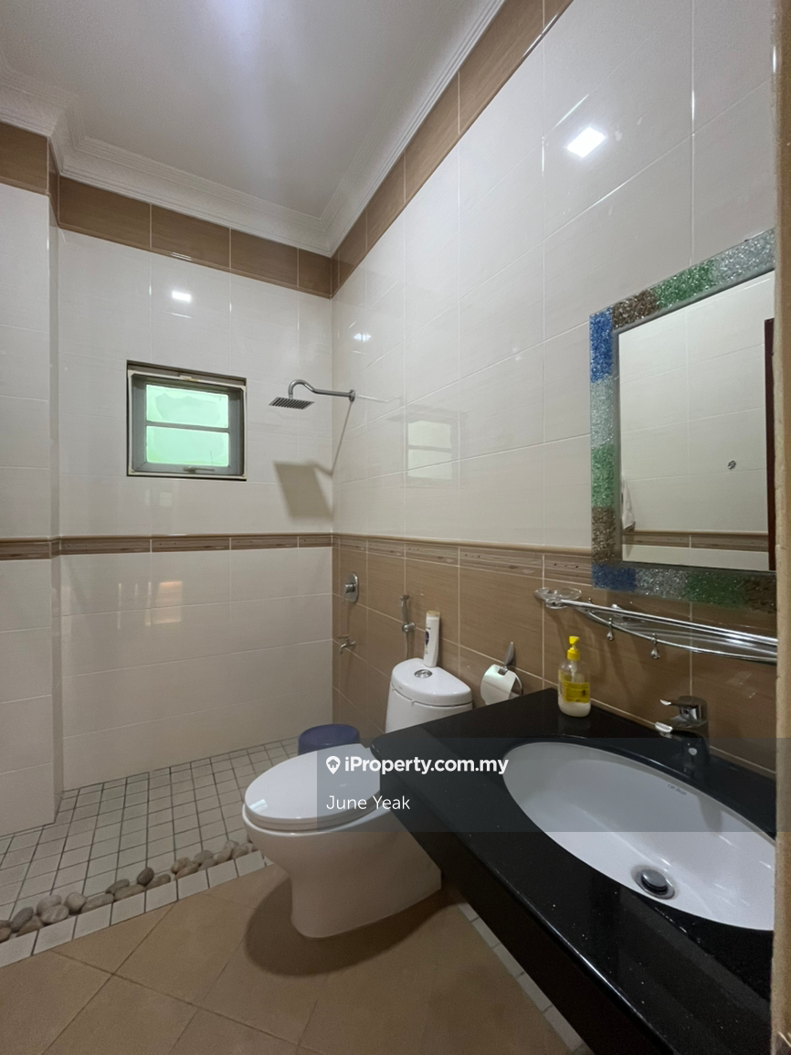 Bungalow House for Sale in Taman Villa Heights, Kajang by June Yeak - iProperty.com.my