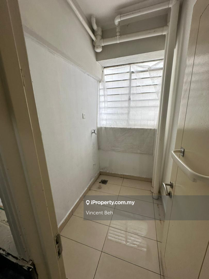 Service Residence for Sale in Tiara Mutiara / The Crown by Vincent Beh - iProperty.com.my
