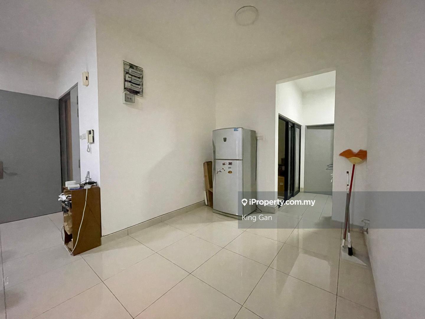 Condominium for Sale in Vila Vista by King Gan - iProperty.com.my