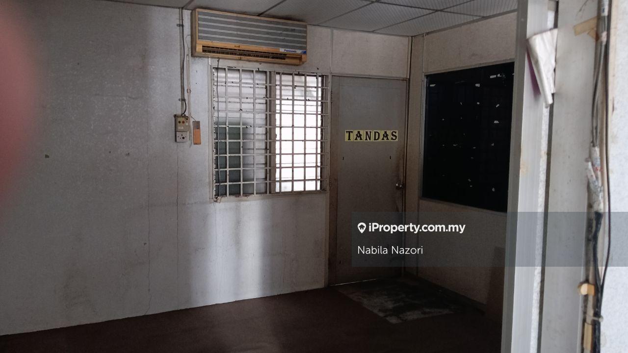 Kedai-Pejabat untuk Dijual di Kota Bharu, Kelantan oleh Nabila Nazori - iProperty.com.my