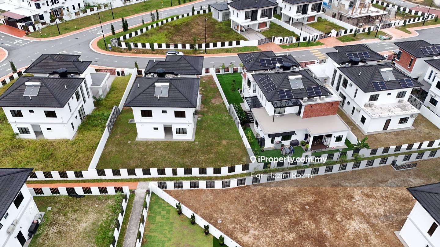 Bungalow House for Sale in Alam Sari, Bangi by Fiqri Hazim Rozmi - iProperty.com.my
