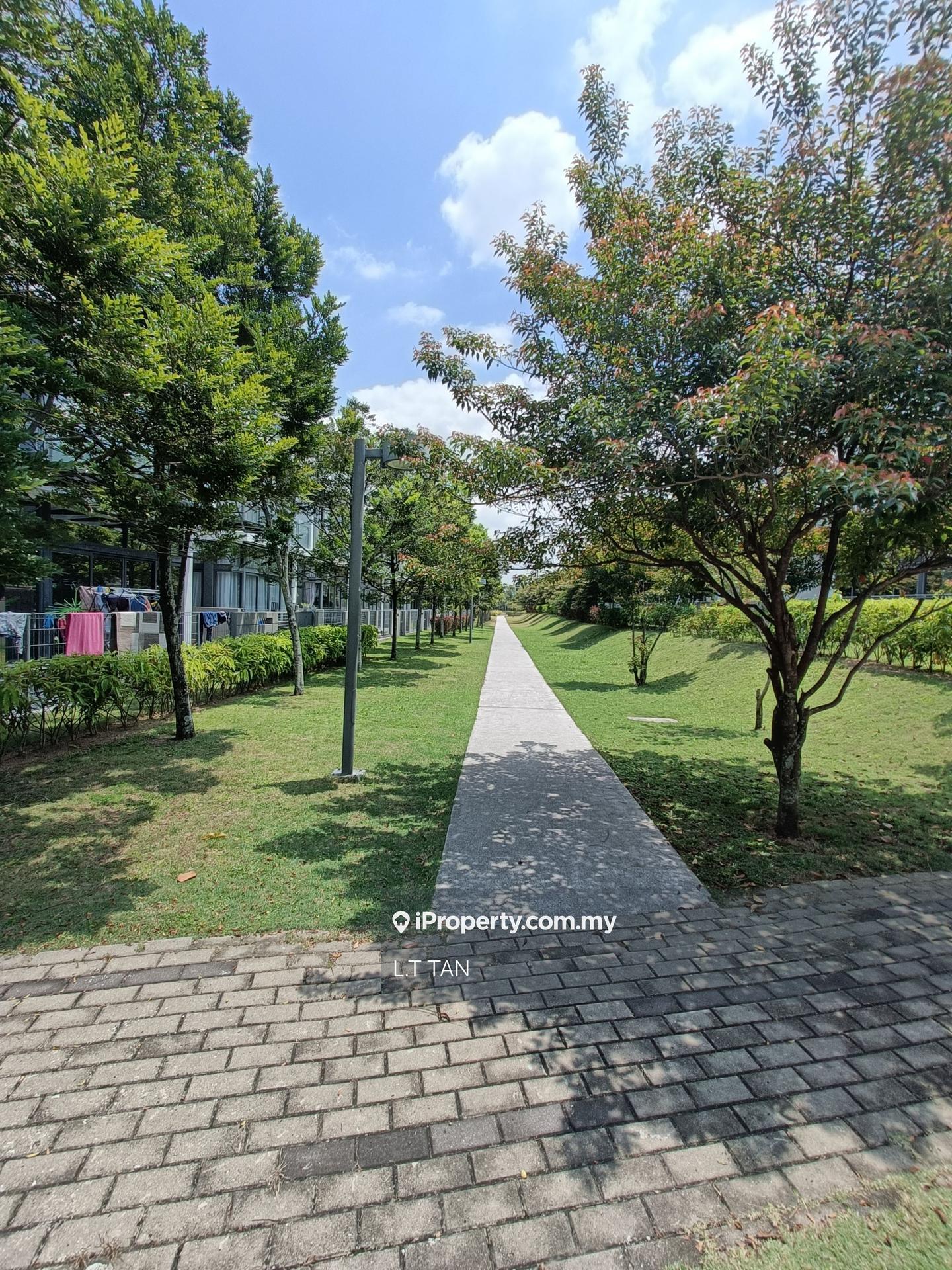 Rumah Berangkai 3 Tingkat untuk Dijual di Taman Tasik Pinggiran, Sungai Besi oleh L.T TAN - iProperty.com.my