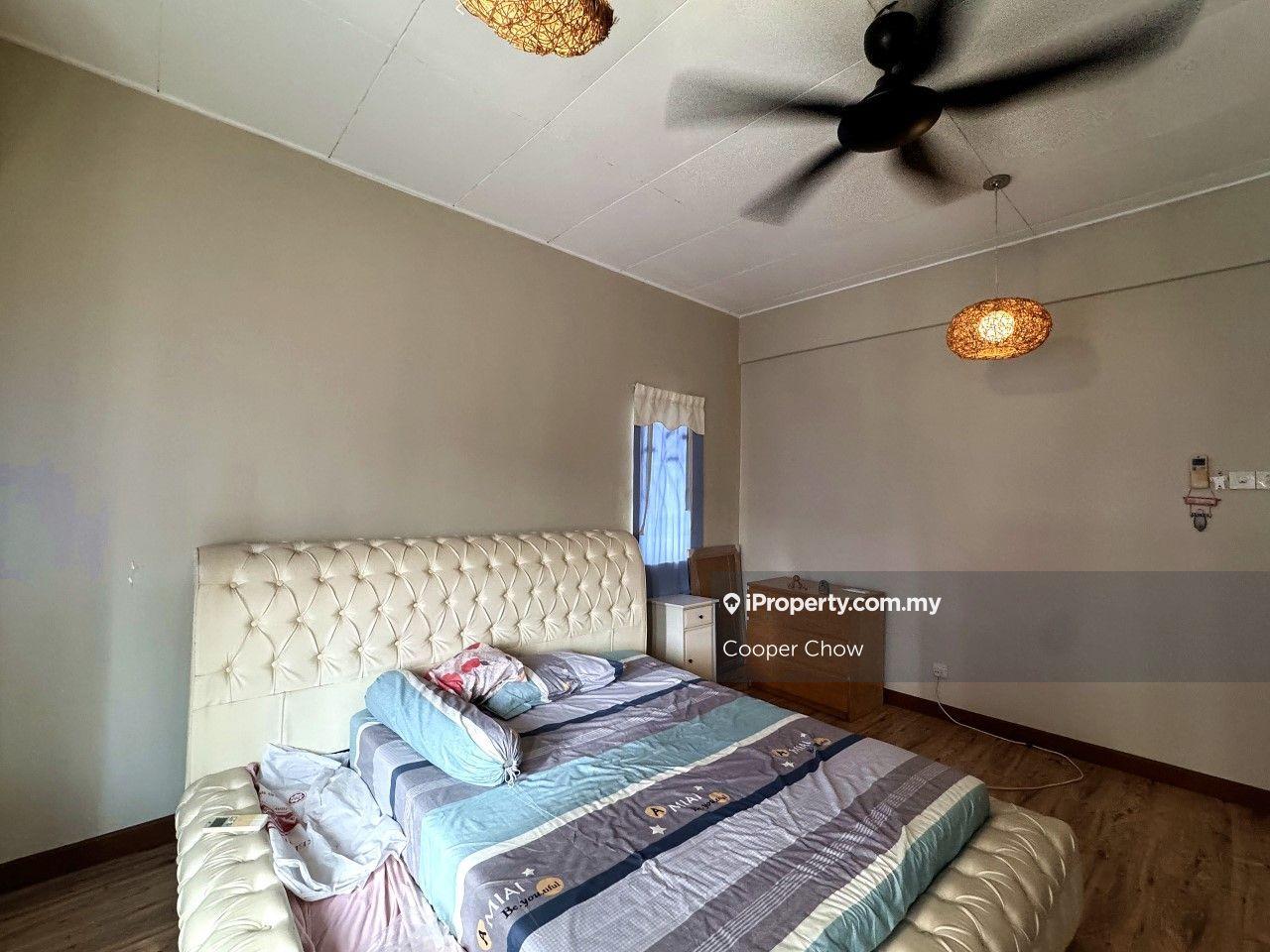 2-storey Terraced House for Sale in Taman Kelana Idaman, Ara Damansara by Cooper Chow - iProperty.com.my