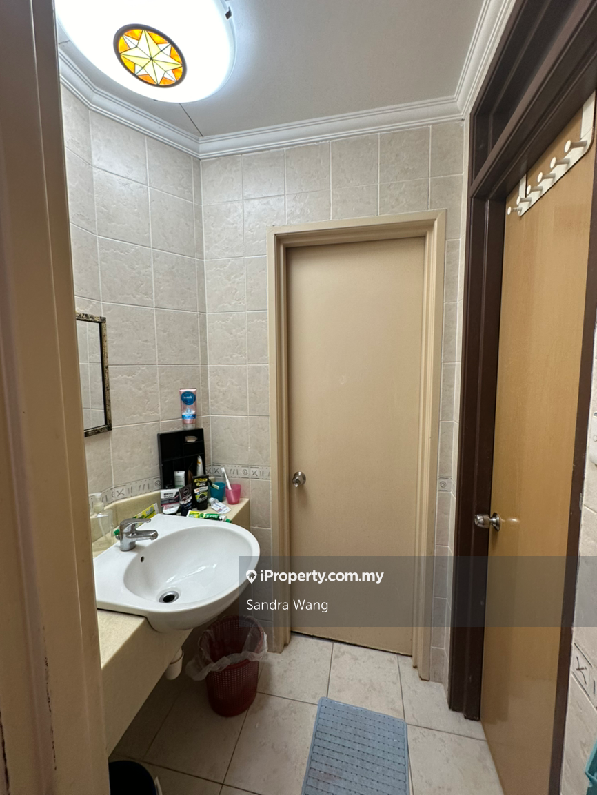 2.5-storey Terraced House for Sale in Bandar Utama 7, Bandar Utama by Sandra Wang - iProperty.com.my