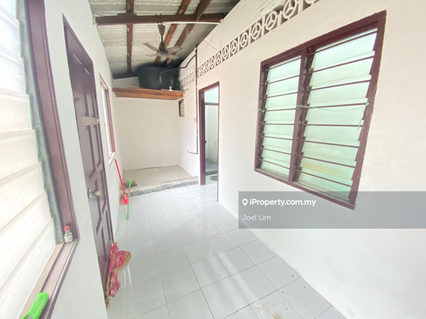 Rumah Berangkai 1 Tingkat untuk Dijual di Kawasan 11, Kampung Idaman, Pelabuhan Klang oleh Joel Lim - iProperty.com.my