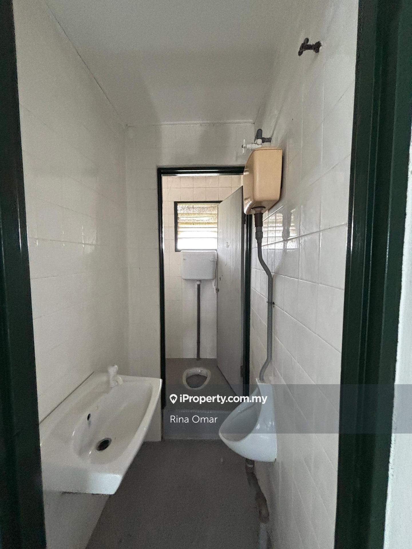 Shop-Office for Sale in Bercham, Ipoh by Rina Omar - iProperty.com.my