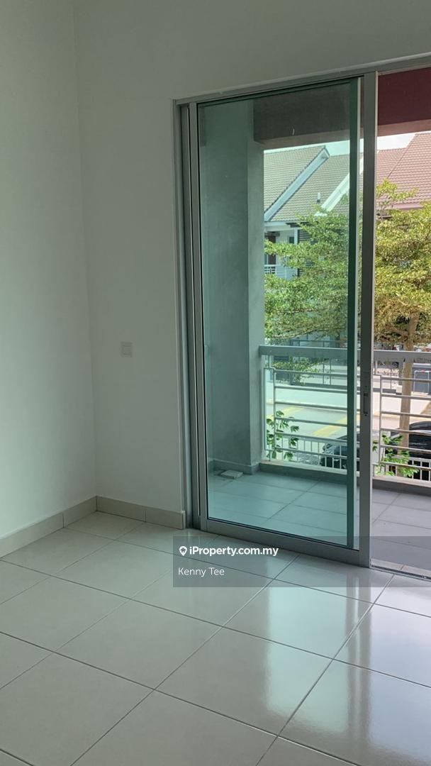 Rumah Berangkai 2 Tingkat untuk Disewa di URGENT FIRE RENT SRI BINJAI HOUSE, Seremban oleh Kenny Tee - iProperty.com.my