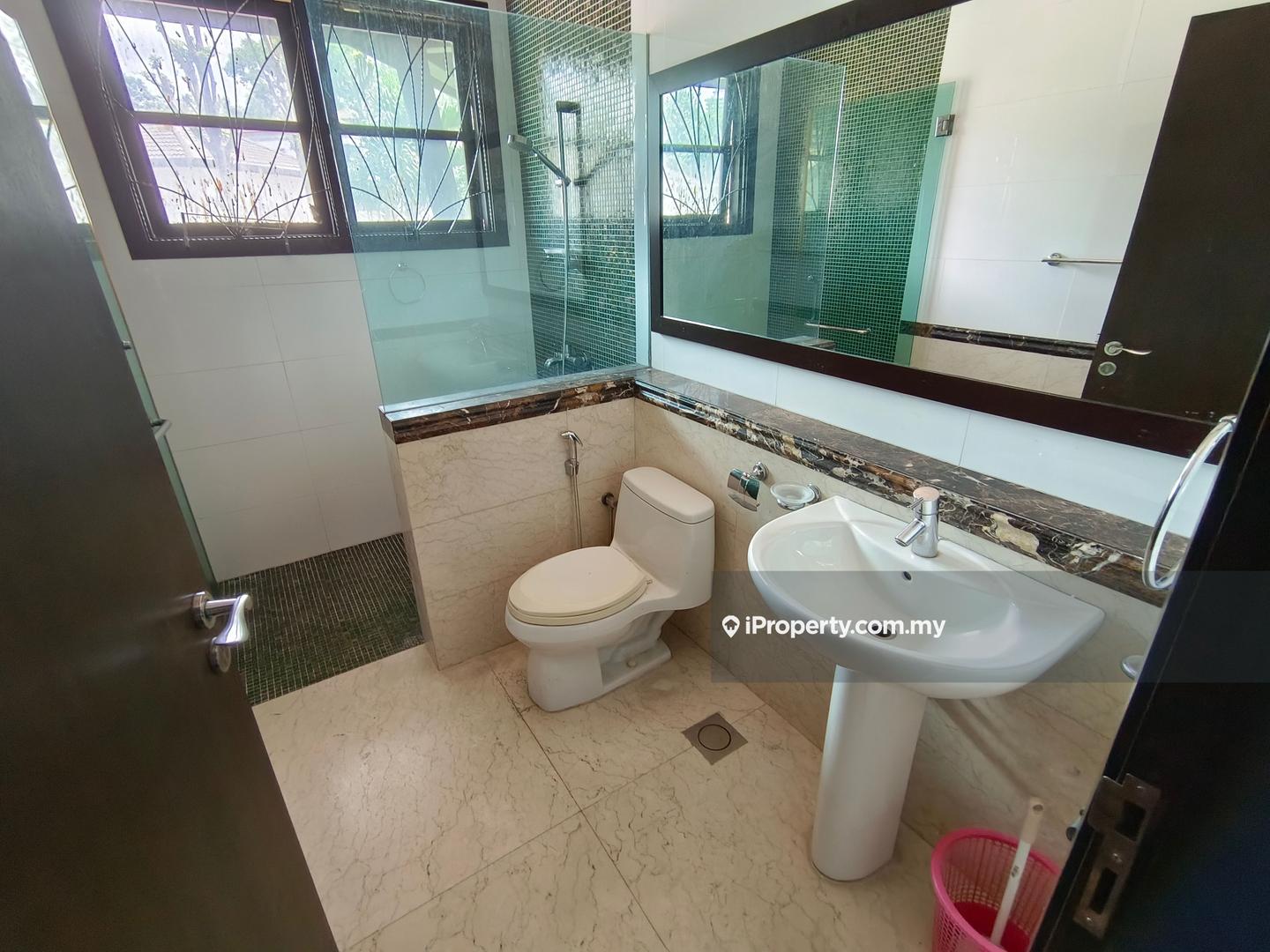 Bungalow House for Sale in Taman Overseas Union (Taman Oug), Jalan Klang Lama (Old Klang Road) by BoBo Lee - iProperty.com.my