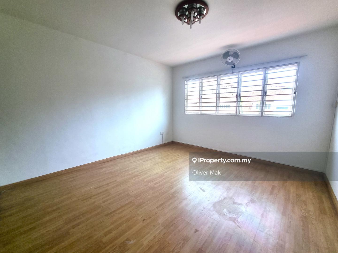 Rumah Berangkai 3 Tingkat untuk Dijual di Bukit Jalil, Kuala Lumpur oleh Oliver Mak - iProperty.com.my