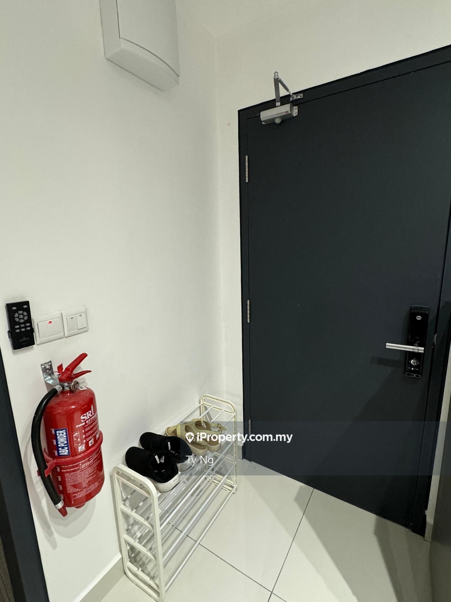 Service Residence for Rent in Lakeview Suites @ Edumetro by Ty Ng - iProperty.com.my