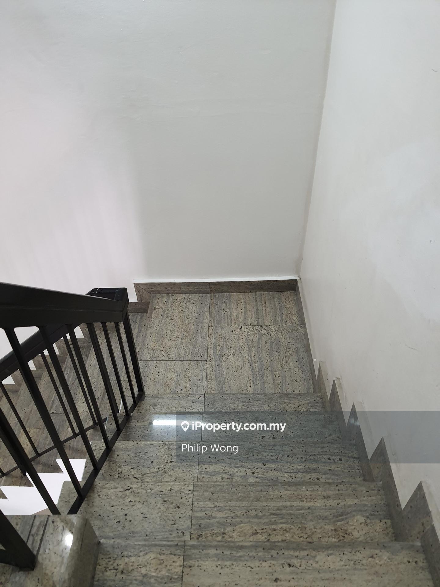 2-storey Terraced House for Sale in Taman Bukit Serdang Freehold 22 x75 S.Kembangan, Seri Kembangan by Philip Wong - iProperty.com.my