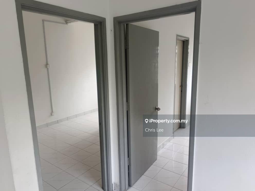 Rumah Berangkai 2 Tingkat untuk Dijual di Taman Putra Prima, Puchong oleh Chris Lee - iProperty.com.my