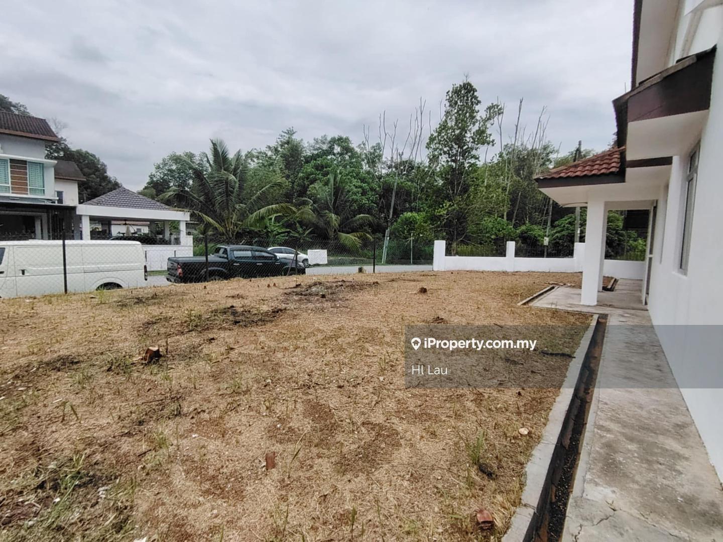 Rumah Berangkai 2 Tingkat untuk Dijual di Taman Tasik Kesuma 2 Sty Free hold Corner House, Semenyih oleh Hl Lau - iProperty.com.my