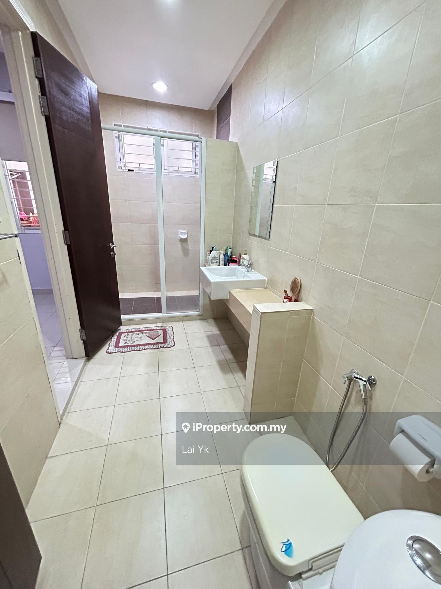 Rumah Berangkai 2 Tingkat untuk Dijual di Temasya Suria, Glenmarie oleh Lai Yk - iProperty.com.my